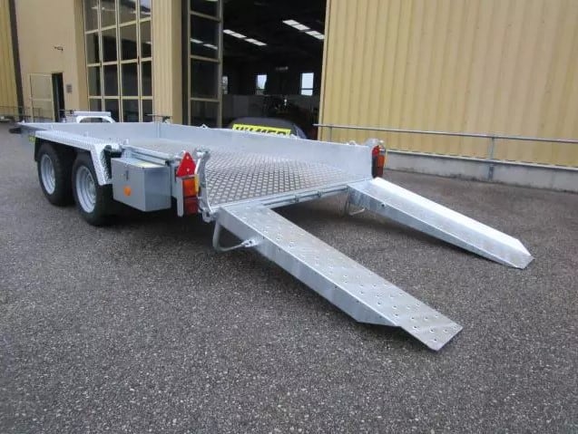 HUMER Baumaschinenanhänger GH 126 Ifor Williams – Bild 3