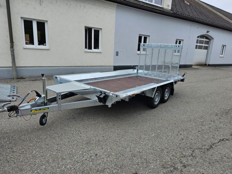 BAU3-400/2 Rampe durchgehend mit Bereifung 14"