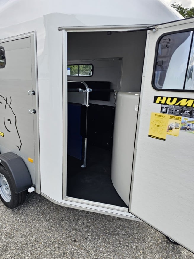 HUMER Pferdeanhänger GOLD III Aluline 2600 kg – Bild 6